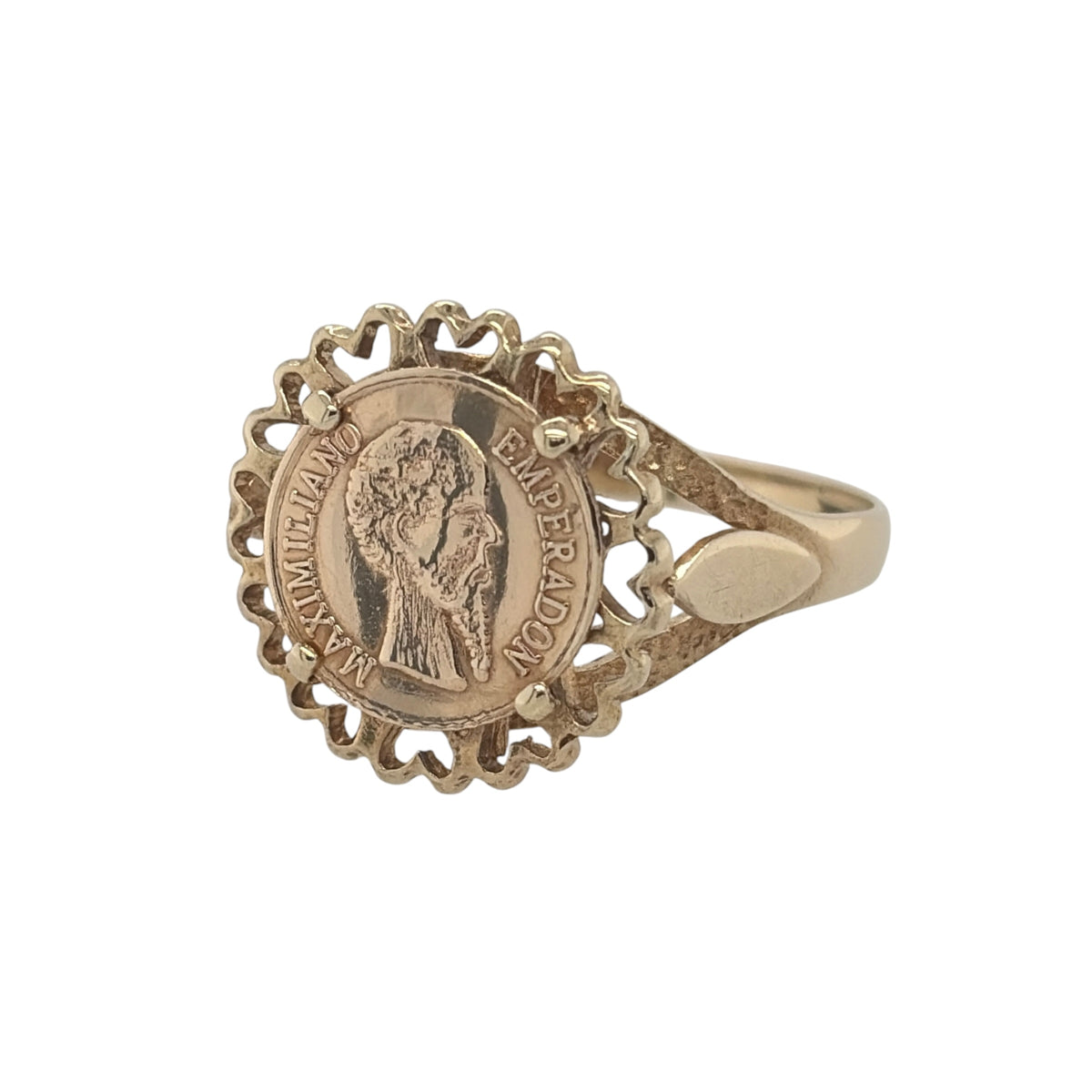 This pre-owned 9ct yellow gold coin-style ring is a distinctive traditional design, featuring a round coin-inspired centrepiece.

Design: Featuring a classic coin-style design, this ring has a bold round front finished in warm 9ct yellow gold.
Material: Made from 9-carat yellow gold.
Ring Detail: The coin-style front of the ring measures approximately 14mm high.
Size & Weight: Ring size M. Total weight 2.30 grams.