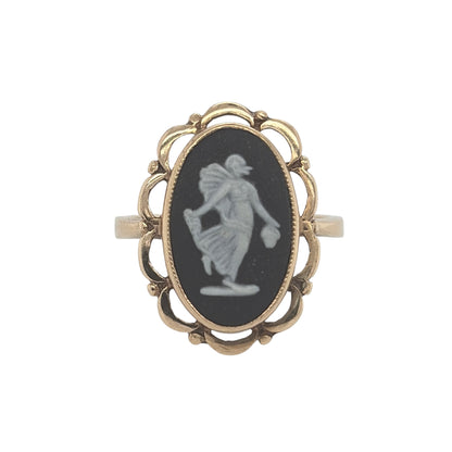 9ct Gold & Black and White Cameo Oval Ring