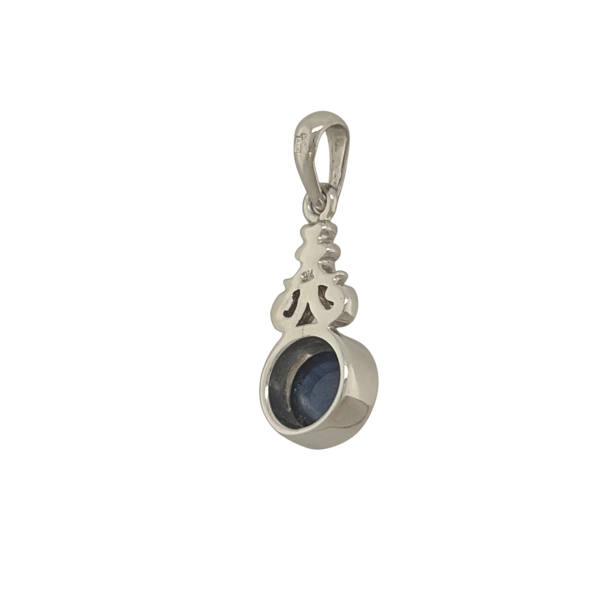 This pre-owned 9ct white gold blue stone pendant is a simple and elegant design, featuring a round blue stone as the centrepiece.

Design: Featuring a classic round design, this pendant showcases a blue stone set within polished 9ct white gold.
Material: Made from 9-carat white gold.
Gemstone Detail: Set with a round blue stone measuring approximately 6mm in diameter.
Pendant Detail: The bail measures approximately 4mm by 2mm.
Size & Weight: Total weight 1.60 grams.