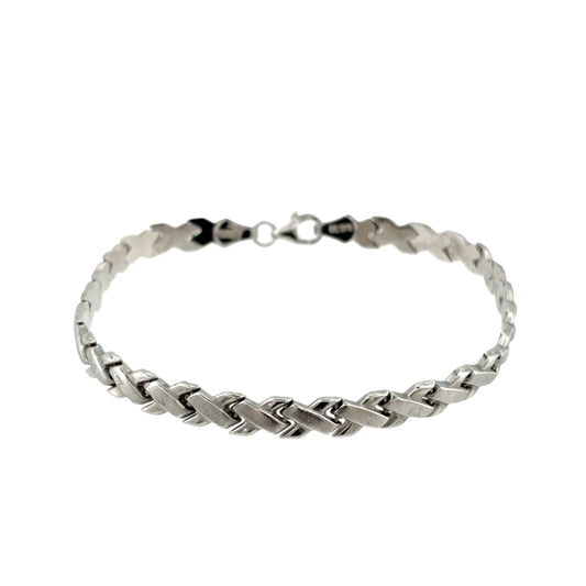 9ct White Gold 7.5" Kiss Link Bracelet