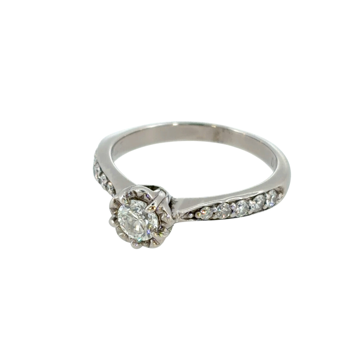 This pre-owned 9ct white gold diamond solitaire ring is a classic design, featuring a central diamond complemented by additional diamond detailing along the shoulders.
Design: Featuring a traditional solitaire-style design, this ring showcases a central diamond with diamond-set shoulders, finished in polished 9ct white gold.
Material: Made from 9-carat white gold.
Gemstone Detail: Set with a central diamond, complemented by additional diamonds along the shoulders of the ring.