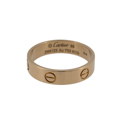 This pre-owned 9ct yellow gold patterned band ring is a classic design, featuring a D-shaped profile with decorative detailing.

Design: Featuring a patterned finish, this ring has a traditional D-shaped band with decorative detailing across the design.
Material: Made from 9-carat yellow gold.
Ring Detail: The D-shaped band measures approximately 6mm wide.
Size &amp; Weight: Ring size Z+3. Total weight 3.80 grams.