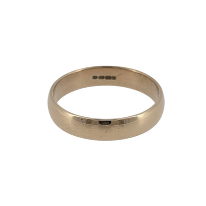 This pre-owned 9ct yellow gold wedding band ring is a timeless design, featuring a classic 4mm wide profile.
Design: Featuring a traditional wedding band design, this ring has a clean and understated finish in warm 9ct yellow gold.
Material: Made from 9-carat yellow gold.
Ring Detail: The band measures approximately 4mm wide.
Size & Weight: Ring size P. Total weight 2.90 grams.
A classic pre-owned 9ct yellow gold wedding band ring, combining a timeless design with a versatile 4mm wide profile.