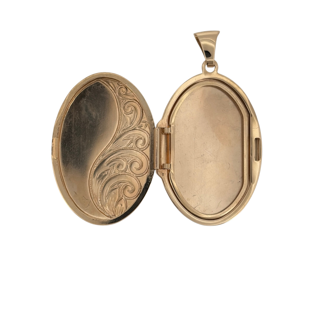 9ct Gold Swirl Patterned Oval Locket
