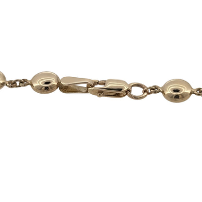 Add a classic gold design to your jewellery collection with this pre-owned 9ct yellow gold ball link bracelet, featuring distinctive rounded links and a versatile style for everyday wear.
Design: The bracelet features a traditional ball link design, with rounded links creating a simple yet eye-catching look that can be worn alone or alongside other gold bracelets and bangles.