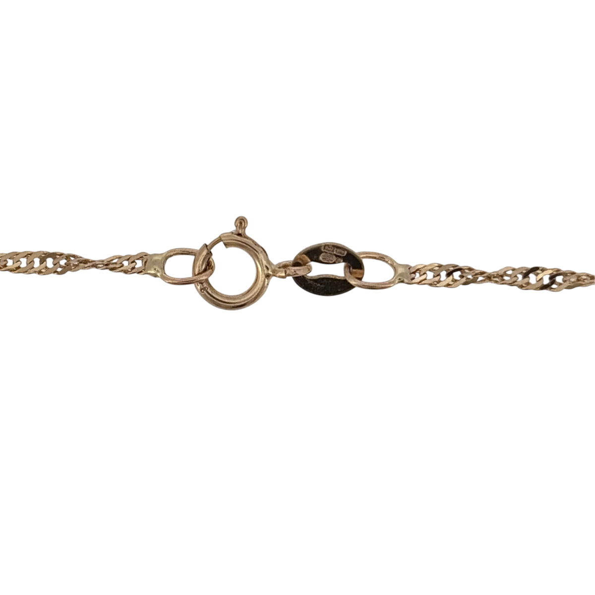 Add a classic textured chain to your jewellery collection with this pre-owned 9ct yellow gold Singapore chain, featuring a distinctive twisted link design and a versatile 20-inch length.

Design: The chain features the traditional Singapore link, with twisted and interwoven links creating a decorative textured appearance that catches the light as it moves.
Material: Made from 9-carat yellow gold, the warm gold tone complements the intricate link pattern and gives the chain a timeless finish.