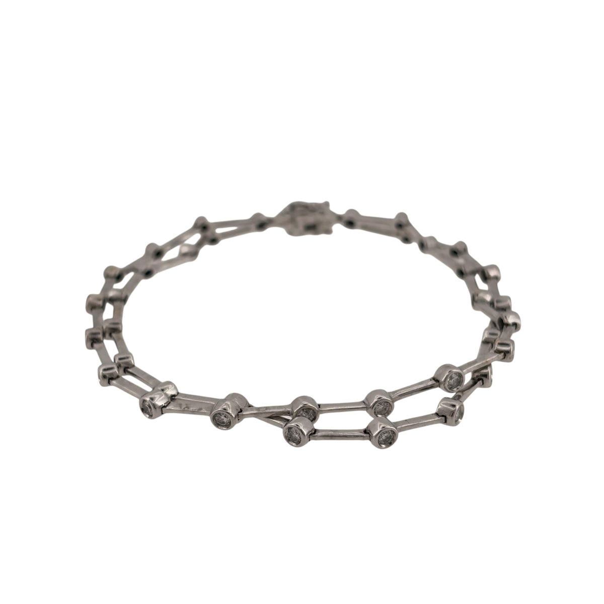 18ct White Gold & Diamond 6.75" Bracelet