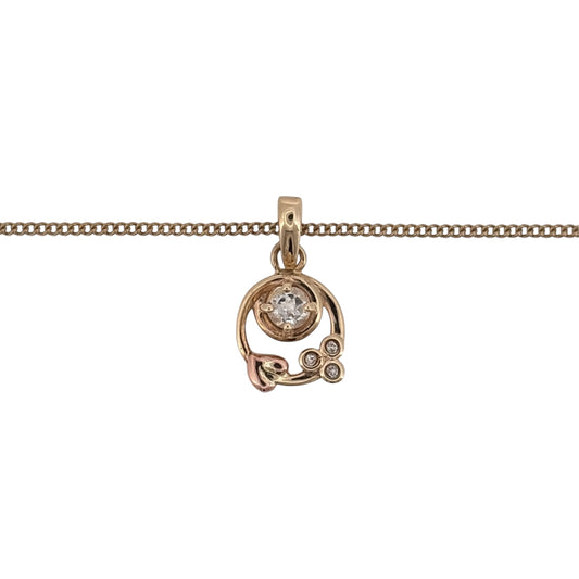 Add a classic Welsh-inspired piece to your jewellery collection with this pre-owned Clogau Tree of Life pendant necklace, combining 9ct yellow and rose gold with white topaz detailing.

Design: The pendant features Clogau’s recognisable Tree of Life motif, with flowing detailing creating an elegant and distinctive focal point.
Material: Made from 9-carat yellow and rose gold, the contrasting gold tones highlight the Tree of Life design and create a beautiful two-tone finish.