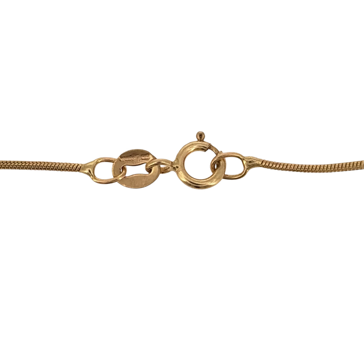 Add a sleek gold chain to your jewellery collection with this pre-owned 9ct yellow gold snake chain, featuring a smooth finish and a versatile 16-inch length.

Design: The chain features a classic snake link design, with closely connected links creating a smooth and streamlined appearance.
Material: Made from 9-carat yellow gold, the warm gold tone gives the chain a timeless and versatile finish.