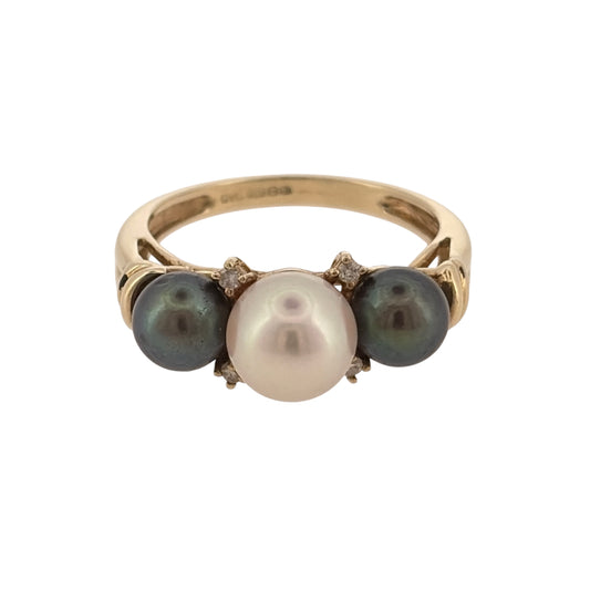 9ct Gold Diamond & Pearl Trilogy Ring