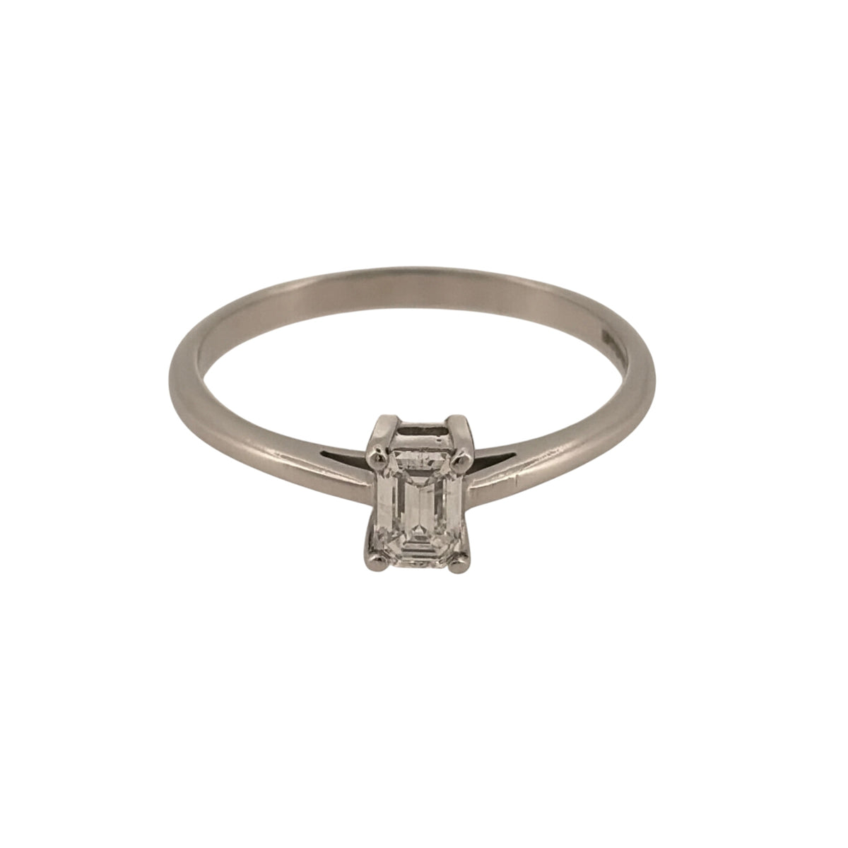 Platinum & Diamond Solitaire Ring