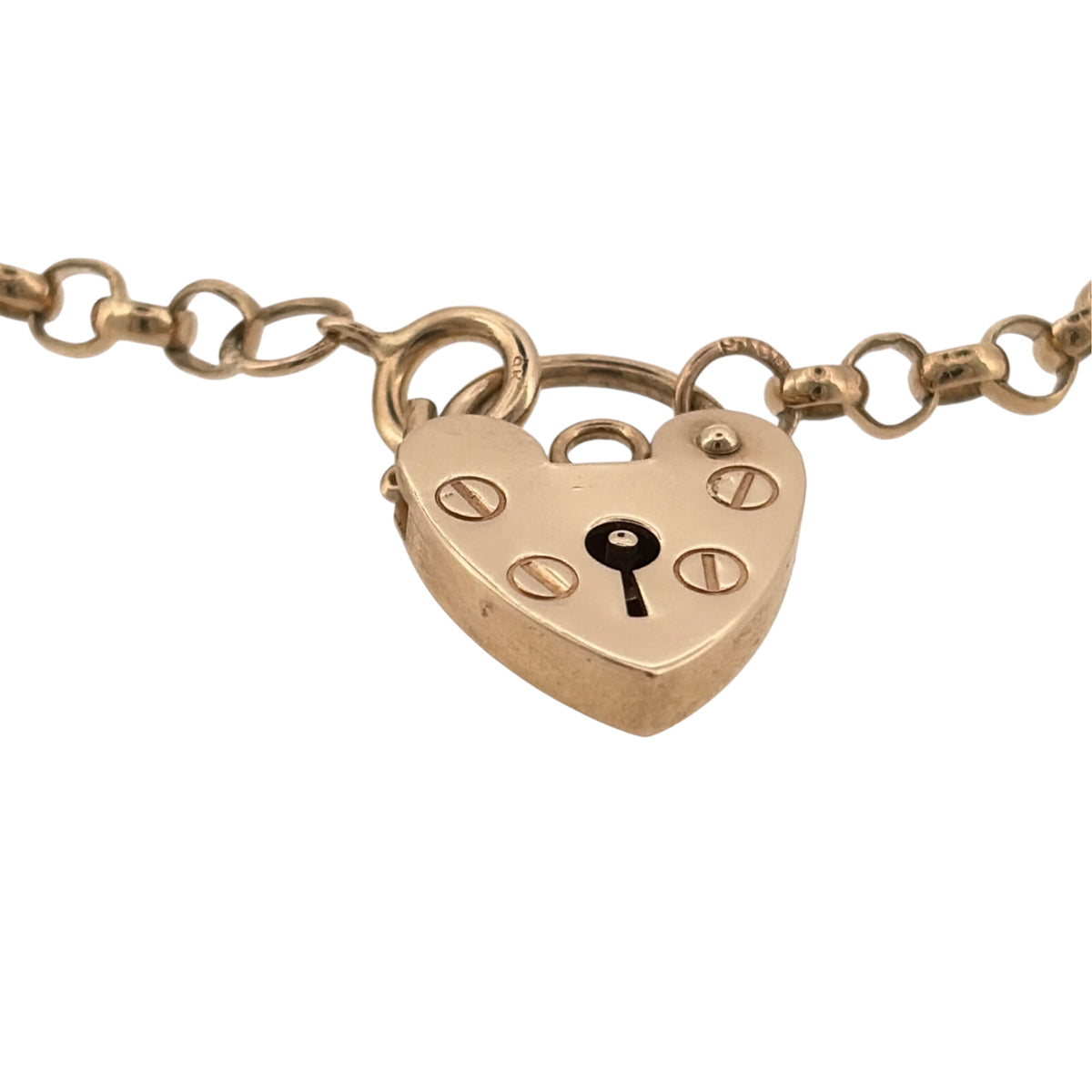Add a classic gold piece to your jewellery collection with this pre-owned 9ct yellow gold Belcher bracelet, finished with a traditional heart-shaped padlock clasp.

Design: The bracelet features a classic Belcher link design with a heart padlock clasp, creating a traditional and timeless appearance.
Material: Made from 9-carat yellow gold, the warm gold tone complements the classic link and heart padlock design.