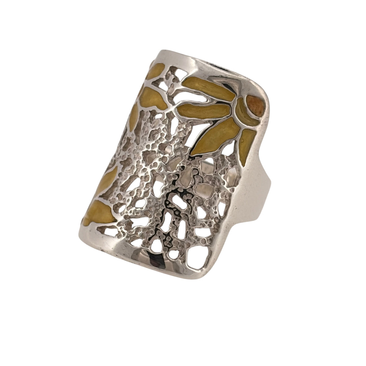 Add a colourful piece to your jewellery collection with this pre-owned 925 sterling silver enamel daffodil dress ring, featuring a large rectangular front decorated with a traditional daffodil design.

Design: The ring features a rectangular statement front with an enamel daffodil design, celebrating one of the most recognisable symbols of Wales.
Material: Made from 925 sterling silver with enamel detailing.