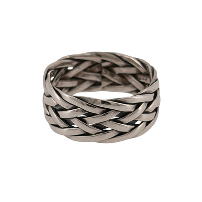 Add a traditional piece to your jewellery collection with this pre-owned 925 sterling silver Celtic woven band ring, featuring an intricate interlacing design and a substantial 9mm width.

Design: The ring features a Celtic-inspired woven pattern, with interlacing details creating a distinctive and timeless appearance.
Material: Made from 925 sterling silver, complementing the traditional Celtic design.