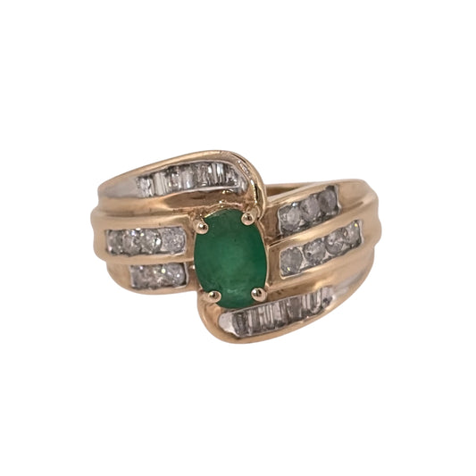 9ct Gold Diamond & Emerald Ring