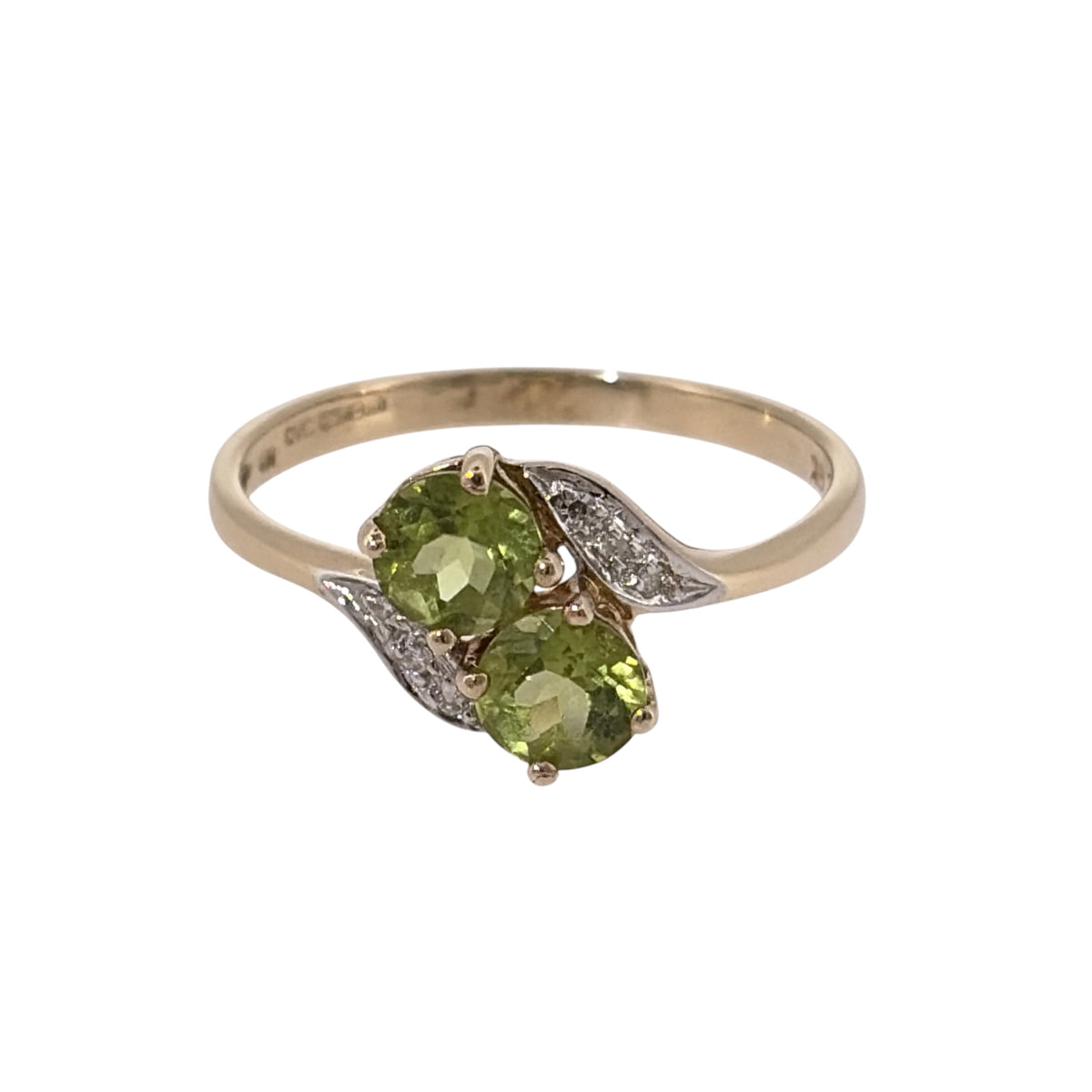 9ct Gold Diamond & Peridot Ring