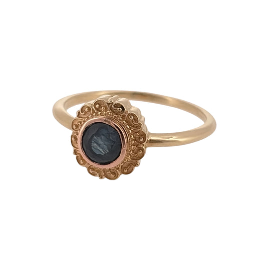 Add an elegant piece to your jewellery collection with this pre-owned 9ct yellow and rose gold Clogau sapphire ring, featuring a beautiful round sapphire set within a contrasting two-tone gold design.

Design: The ring features a classic design combining yellow and rose gold, with a central sapphire creating an attractive focal point.
Material: Made from 9ct yellow and rose gold, offering a warm two-tone finish.