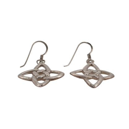 Add a traditional touch to your jewellery collection with these pre-owned 925 sterling silver Celtic knot drop earrings, featuring decorative knotwork detailing and a classic silver finish.

Design: The earrings feature a traditional Celtic knot design, symbolising eternity and connection, creating a meaningful and timeless appearance.
Material: Made from 925 sterling silver, offering a classic silver finish that complements the intricate knotwork.