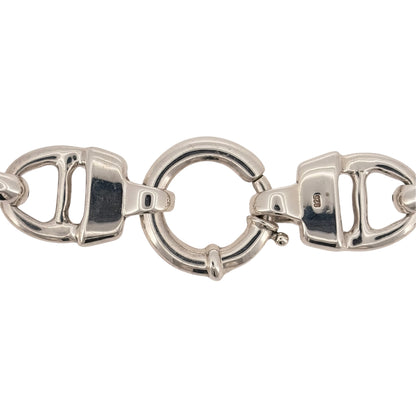 Make a statement with this pre-owned 925 sterling silver chunky hollow anchor chain, featuring oversized links and a bold design.

Design: The chain features a classic anchor link design with large, interlocking links, creating a substantial and eye-catching appearance.
Material: Made from 925 sterling silver, featuring a hollow link construction.