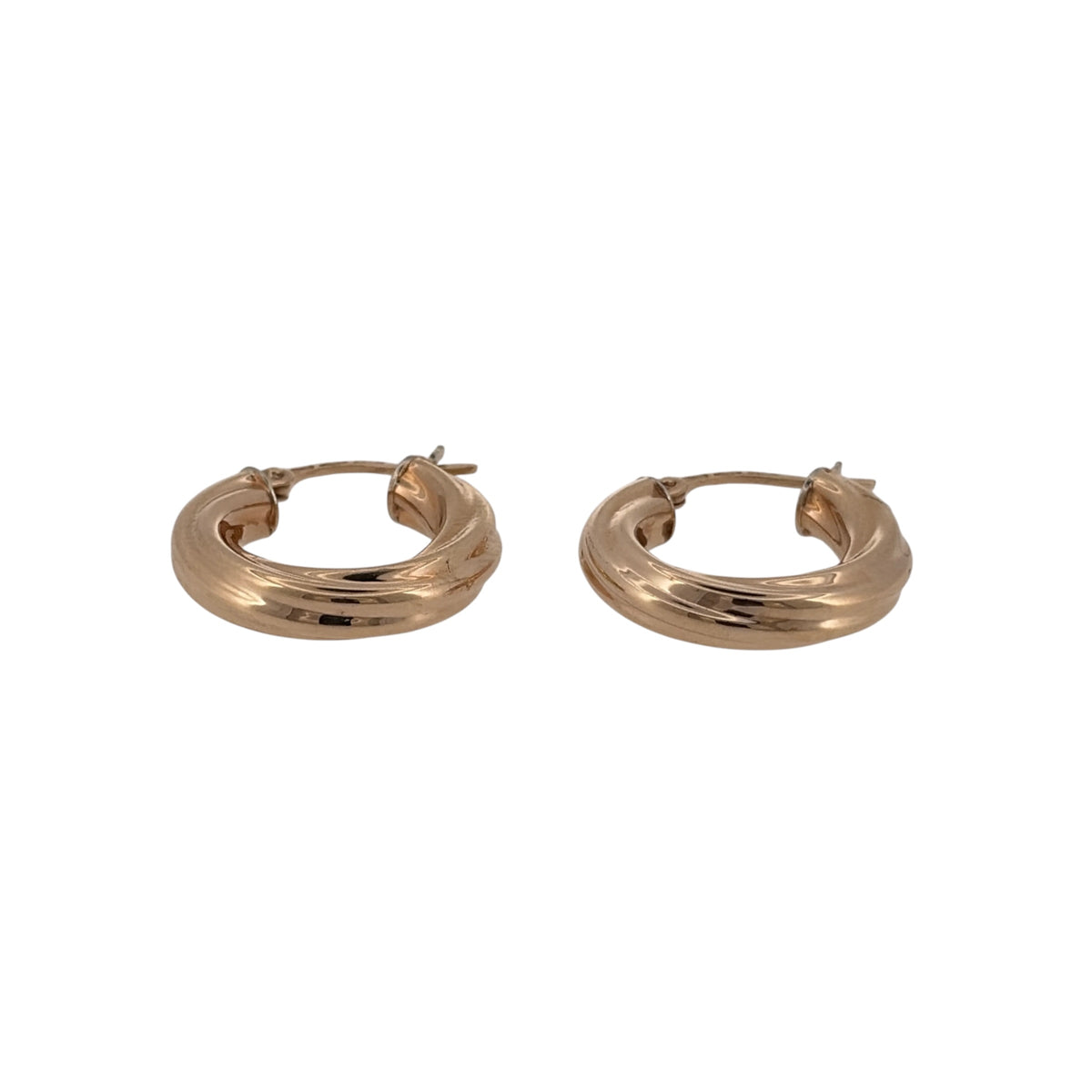 Add a timeless piece to your jewellery collection with these pre-owned 9ct yellow gold twisted hoop creole earrings, featuring a classic round design with decorative twisted detailing.

Design: The earrings feature a traditional hoop creole style with a twisted pattern, creating an elegant and versatile appearance.
Material: Made from 9ct yellow gold, offering a classic warm gold finish.