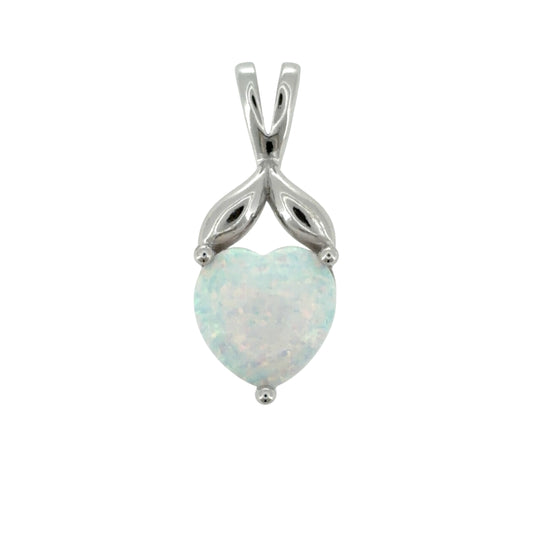 New 925 Silver &amp; White Opalique Heart Pendant with the weight 2.10 grams