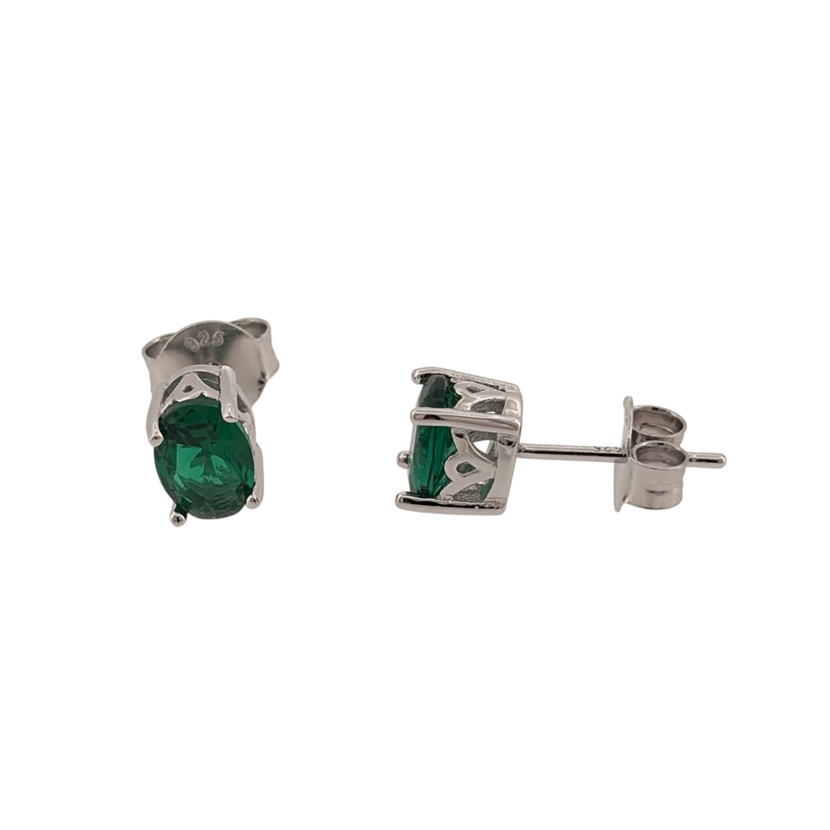 New 925 Silver &amp; Green Stone Oval Stud Earrings with the weight 1.70 grams and the stones are 7mm by 5mm