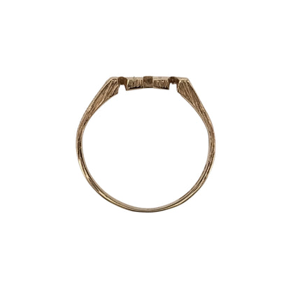 9ct Gold Mum Ring