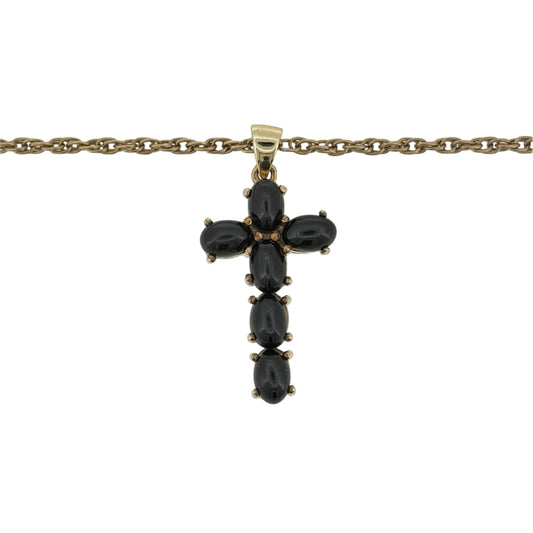 Add a meaningful touch to your jewellery collection with this pre-owned 9ct yellow gold and black stone cross pendant necklace, featuring a traditional cross design suspended from an 18-inch Prince of Wales chain.

Design: The necklace features a classic cross pendant with black stone detailing, creating a distinctive appearance with contrasting dark and gold tones.
Material: Made from 9ct yellow gold, offering a traditional warm gold finish that complements the black stone.