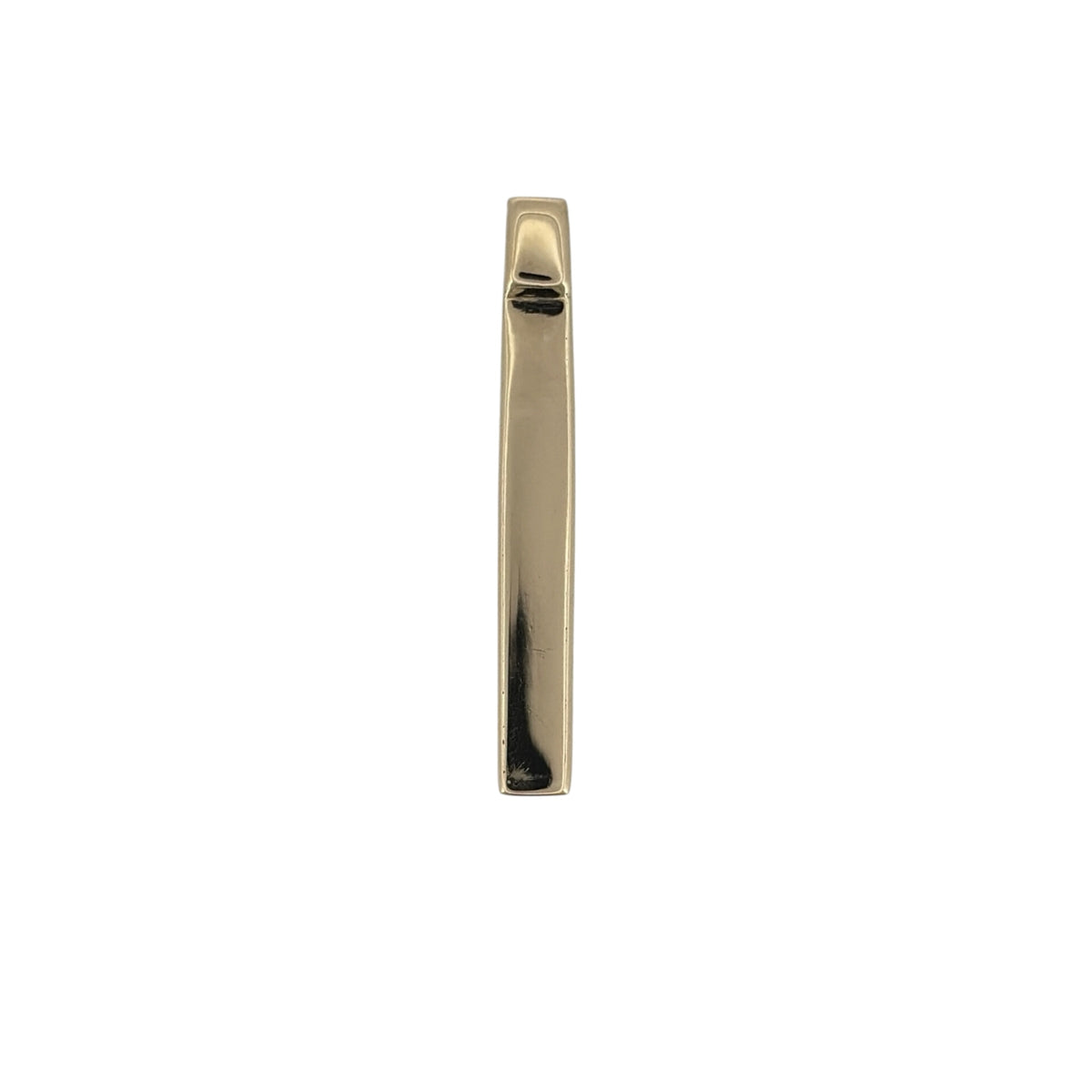 Add a classic touch to your jewellery collection with this pre-owned 9ct yellow gold and diamond rectangle hallmarked ingot bar pendant, featuring an elegant rectangular design complemented by diamond detailing.

Design: The pendant features a stylish rectangular bar design, combining clean lines with decorative diamond detailing to create a timeless and elegant appearance.
Material: Made from 9ct yellow gold, offering a traditional warm gold finish that complements the diamonds.
