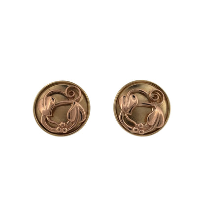 Add a meaningful touch to your jewellery collection with these pre-owned 9ct yellow and rose gold Clogau Tree of Life round stud earrings, featuring the iconic nature-inspired design in a beautiful two-tone gold finish.

Design: The earrings feature the classic Clogau Tree of Life design within a round stud style, combining decorative tree-inspired detailing with contrasting yellow and rose gold tones to create an elegant and symbolic appearance.