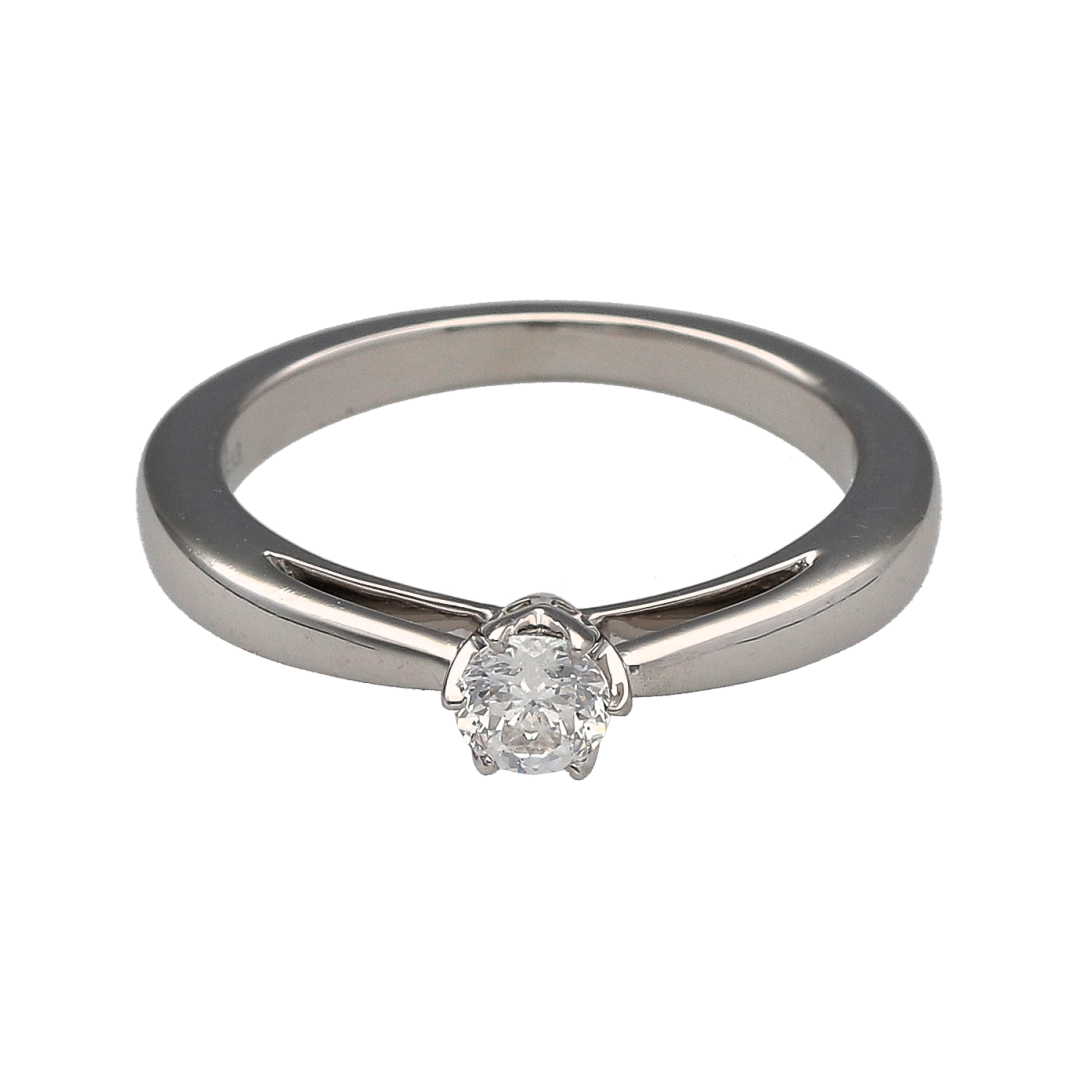 Platinum & Diamond Solitaire Ring