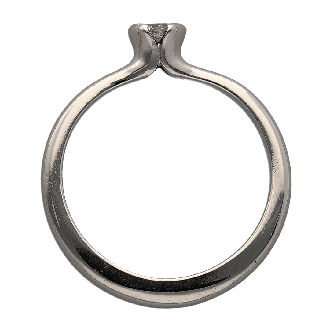 Platinum & Diamond Solitaire Ring