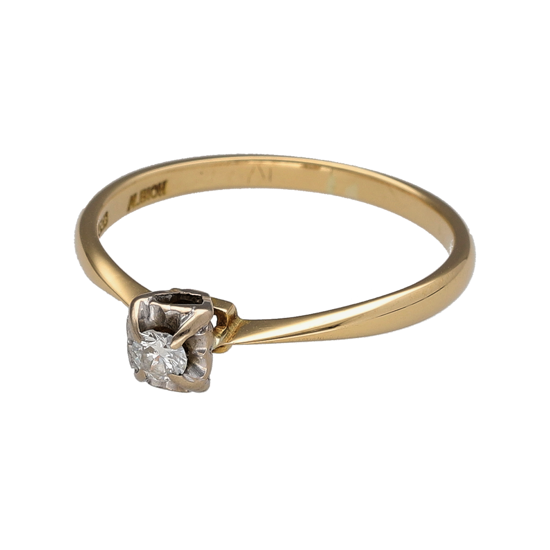 This pre-owned 18ct yellow gold diamond solitaire ring is a classic design, featuring a brilliant cut diamond within a distinctive square-shaped setting.

Design: Featuring a brilliant cut diamond set within a square-shaped solitaire setting, this ring has a classic design finished in warm 18ct yellow gold.
Material: Made from 18-carat yellow gold.
Gemstone Detail: Set with a brilliant cut diamond.
Ring Detail: Solitaire ring design with a square-shaped setting.