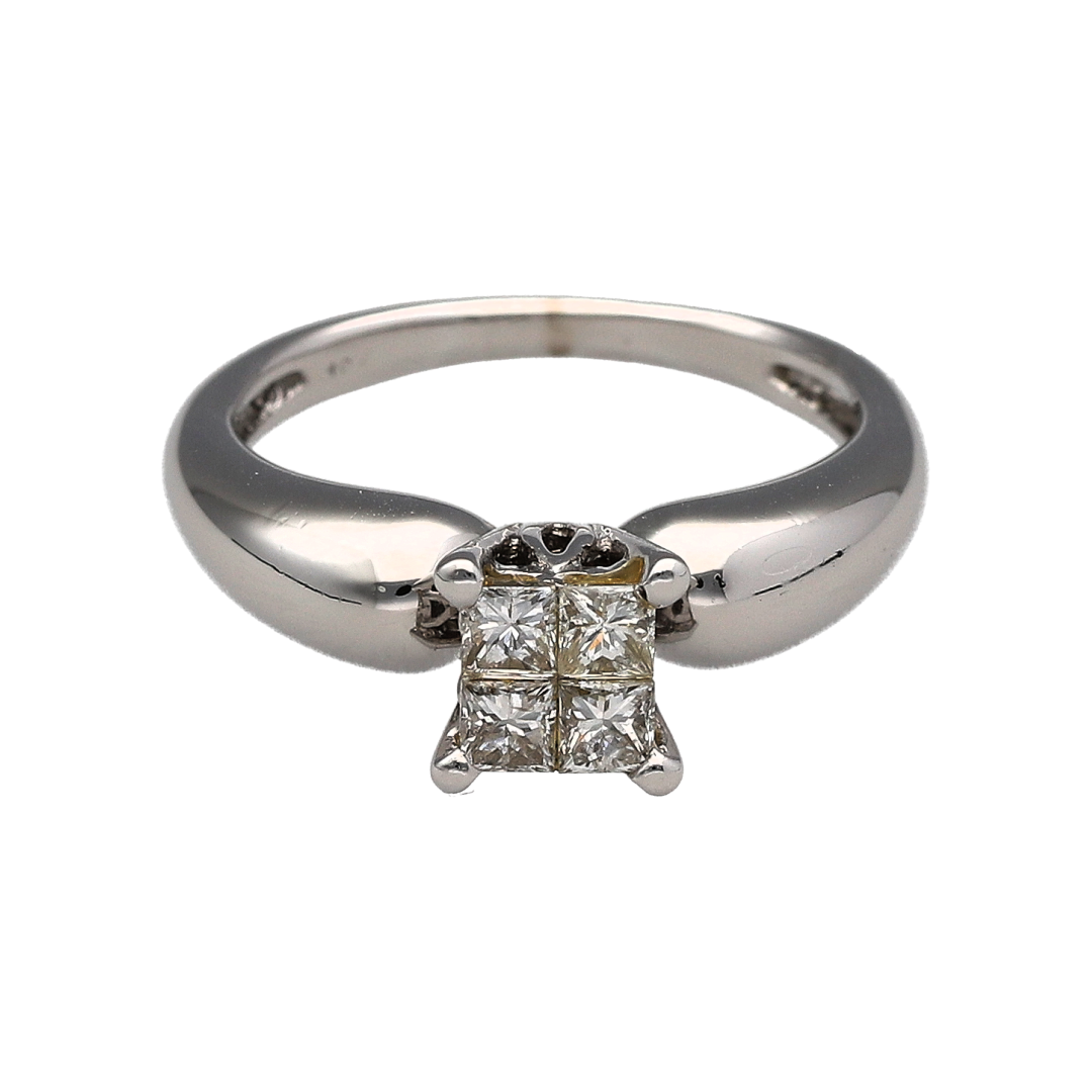 18ct White Gold & Diamond Illusion Solitaire Ring