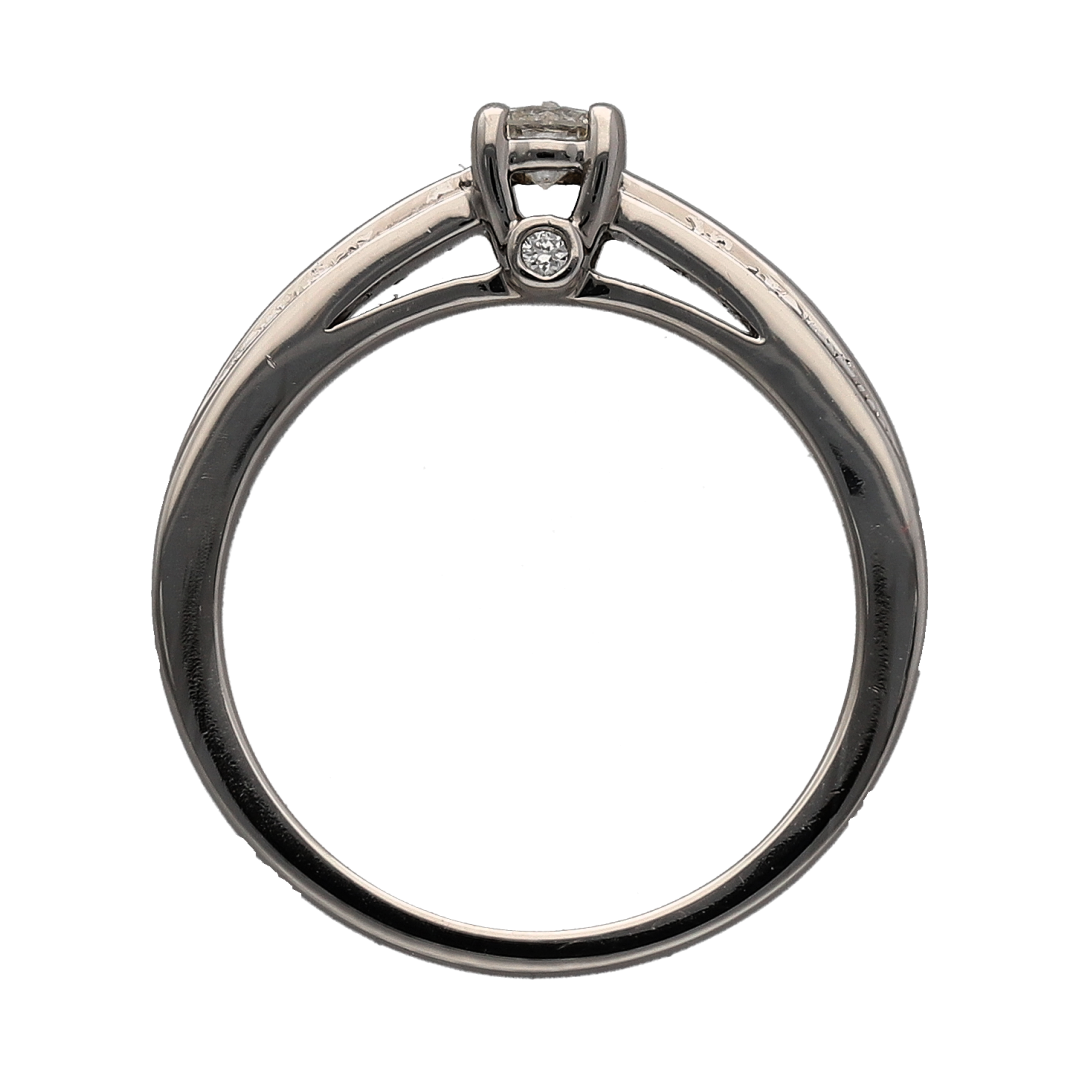 Platinum & Diamond Solitaire Ring