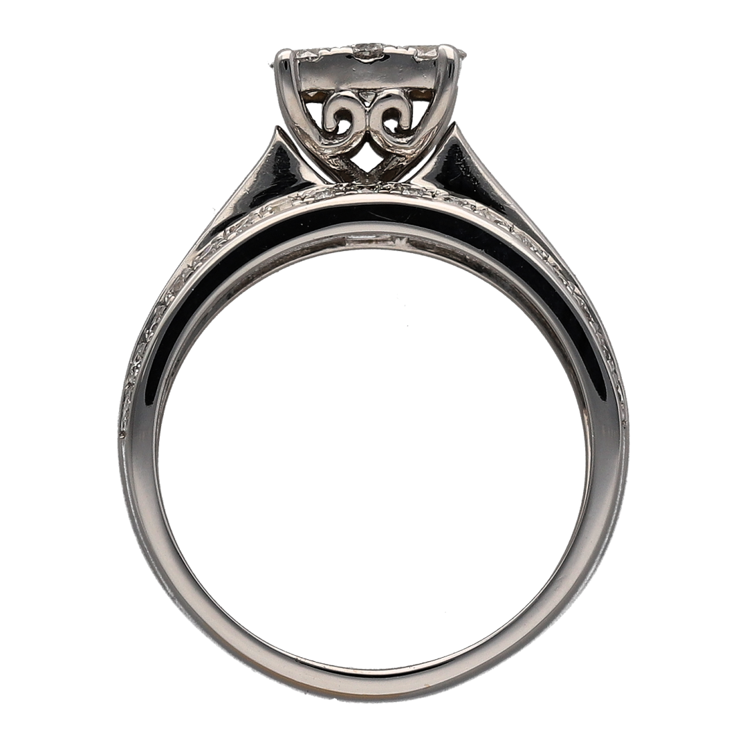 18ct White Gold & Diamond Cluster Ring