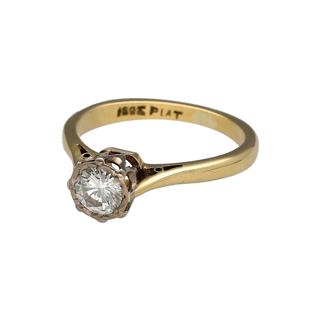Add timeless diamond elegance to your jewellery collection with this pre-owned 18ct yellow gold and platinum solitaire ring, featuring an approximately 0.50ct brilliant-cut diamond.

Design: The ring features a classic solitaire design, allowing the central brilliant-cut diamond to remain the main focal point for a timeless and elegant appearance.