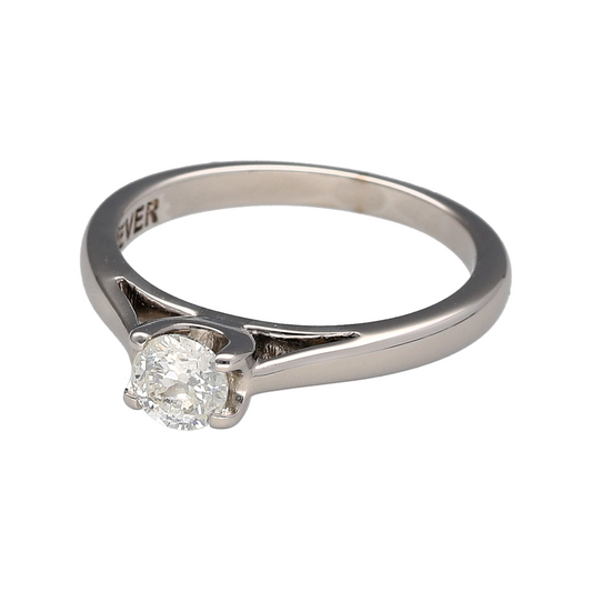 Add a timeless diamond piece to your jewellery collection with this pre-owned 18ct white gold solitaire ring, featuring a brilliant-cut diamond of approximately 0.39ct.

Design: The ring features a classic solitaire design, with a single brilliant-cut diamond forming the focal point for a simple and timeless appearance.
Material: Made from 18-carat white gold, the bright white finish provides a classic setting for the central diamond.