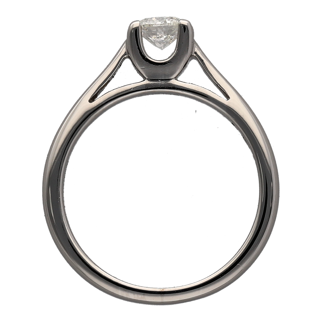18ct White Gold & Diamond Solitaire Ring
