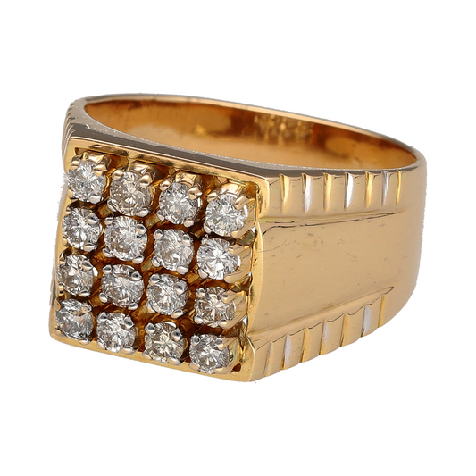 Add a bold statement piece to your jewellery collection with this pre-owned 18ct yellow gold and diamond square signet ring, featuring sixteen brilliant cut diamonds with a combined estimated weight of 1.28ct.

Design: The ring features a classic square signet design with a diamond-set front, creating a substantial and distinctive appearance.
Material: Made from 18ct yellow gold, offering a warm gold finish that complements the diamonds.