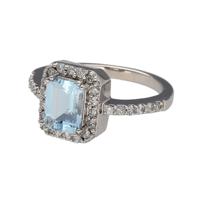 Add an elegant piece to your jewellery collection with this pre-owned 14ct white gold diamond and aquamarine ring, featuring a beautiful rectangular aquamarine surrounded by diamonds.

Design: The ring features a central rectangular aquamarine with surrounding diamonds and additional diamond detailing along the shoulders, creating a decorative and timeless appearance.
Material: Made from 14ct white gold, offering a bright white finish that complements the aquamarine and diamonds.