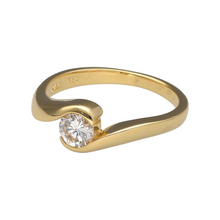 Load image into Gallery viewer, Preowned 18ct Yellow Gold &amp; Diamond Set Twist Solitaire Ring in size J with the weight 3.10 grams. The diamond is approximately 33pt of diamond content

