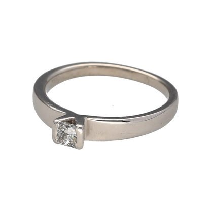 Preowned Platinum & Diamond Set Solitaire Ring in size O with the weight 6.60 grams. The diamond is princess cut