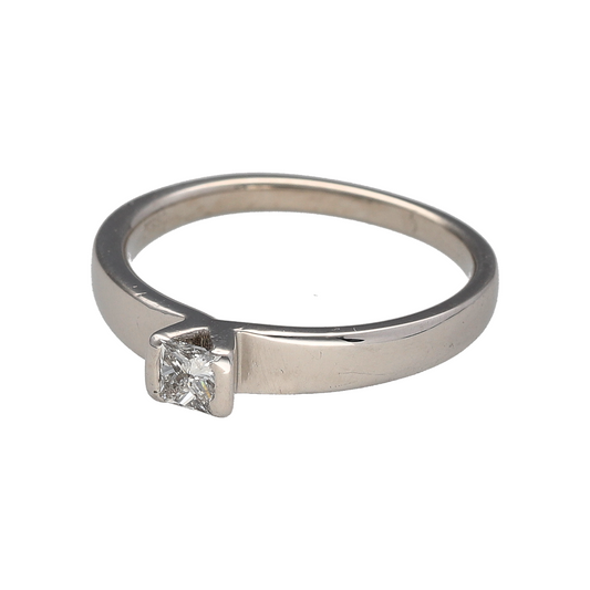 Preowned Platinum & Diamond Set Solitaire Ring in size O with the weight 6.60 grams. The diamond is princess cut