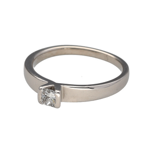 Preowned Platinum & Diamond Set Solitaire Ring in size O with the weight 6.60 grams. The diamond is princess cut