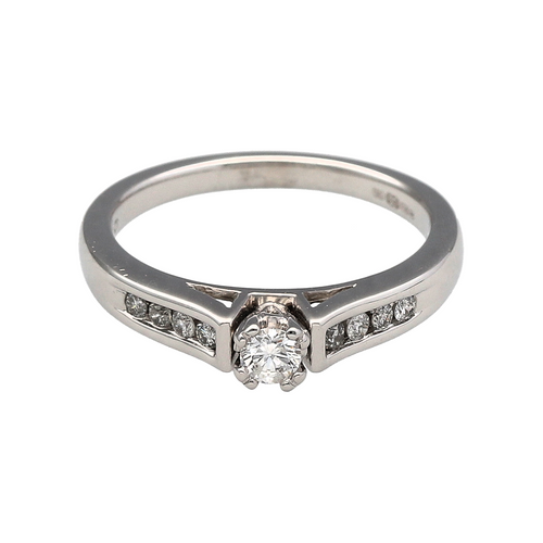 18ct White Gold & Diamond Set Solitaire Ring