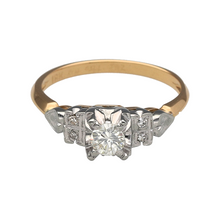 Load image into Gallery viewer, 18ct Gold &amp; Diamond Set Solitaire Ring
