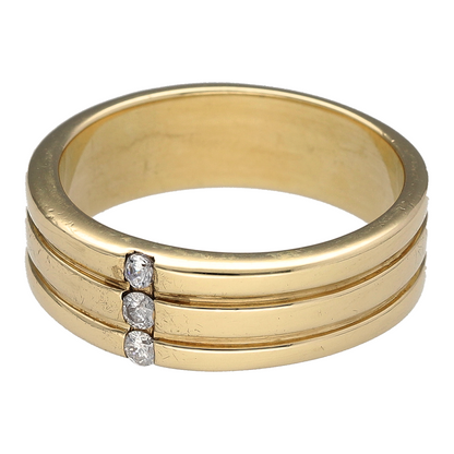 Make a statement with bold elegance and classic sparkle in this pre-owned 9ct yellow gold diamond set wide band ring—a substantial design with refined brilliance.

Design: The 7mm wide band features three brilliant-cut diamonds set vertically from top to bottom at the front, adding a sleek and eye-catching focal point.
Material: Made from 9-carat yellow gold, the polished finish enhances the warm tone of the gold and the sparkle of the diamond accents.
