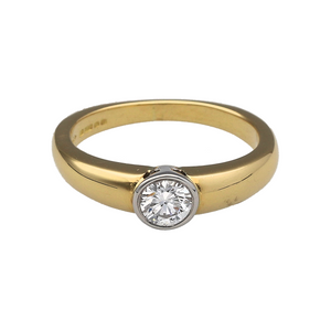 18ct Gold & Diamond Set Solitaire Ring