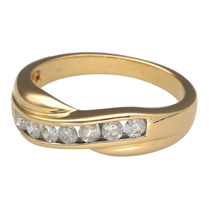 Bring graceful curves and refined sparkle to your jewellery collection with this pre-owned 18ct yellow gold diamond set crossover band ring—perfect for both everyday elegance and special occasions.

Design: The 6mm wide front features an elegant crossover style, adorned with diamonds totalling approximately 0.50ct for a bright, eye-catching finish.
Material: Made from 18-carat yellow gold, the polished surface enhances the rich golden tone and the brilliance of the diamonds.
